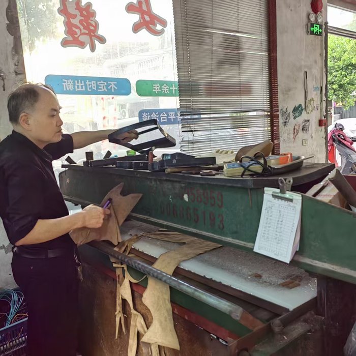 Leather cutting specialist